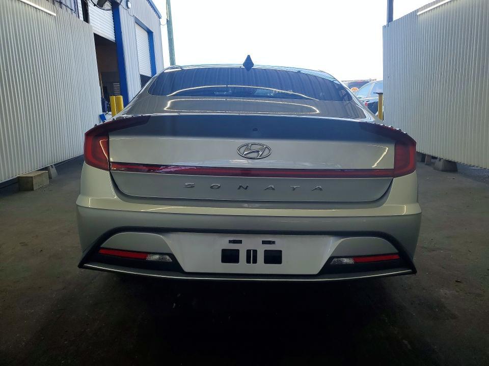 2022 Hyundai Sonata se