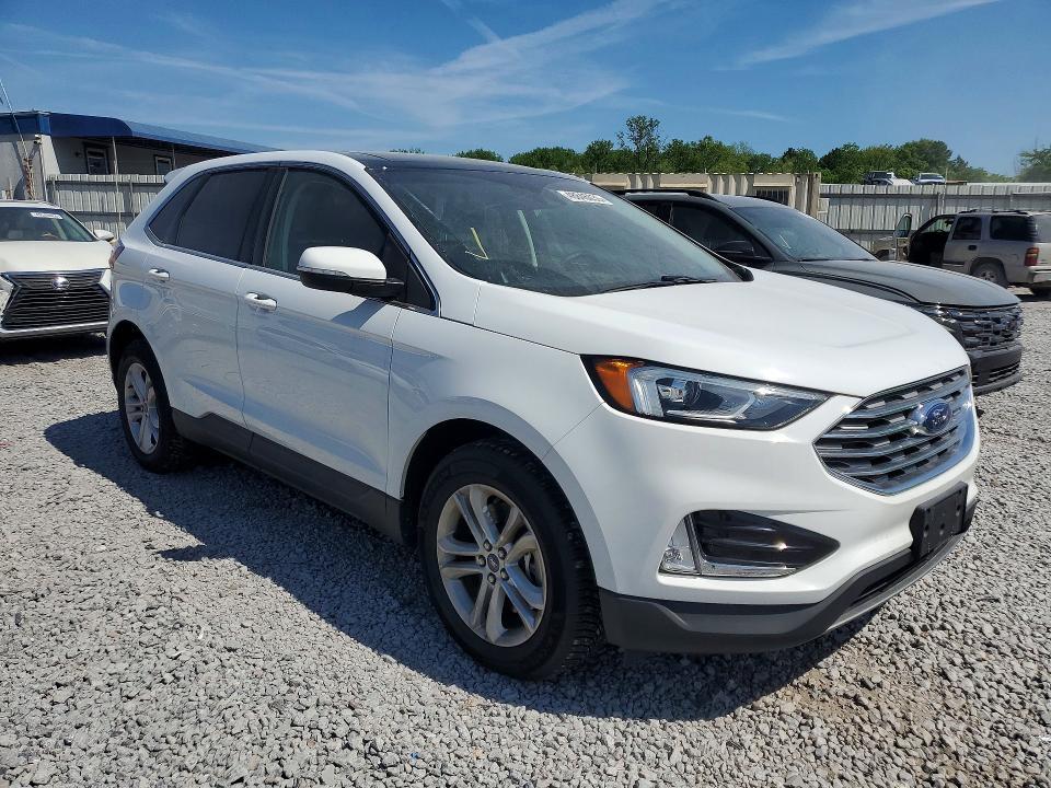 2019 Ford Edge sel