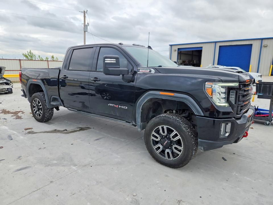 2020 GMC Sierra K2500 AT4
