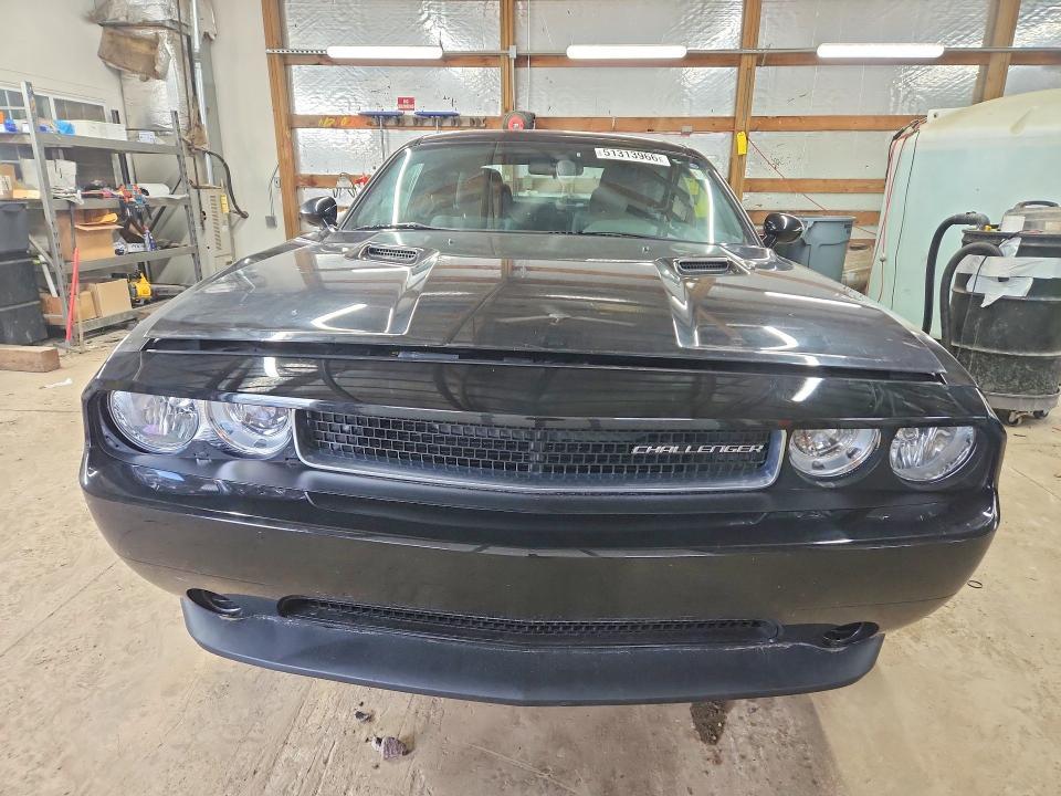 2012 Dodge Challenger sxt