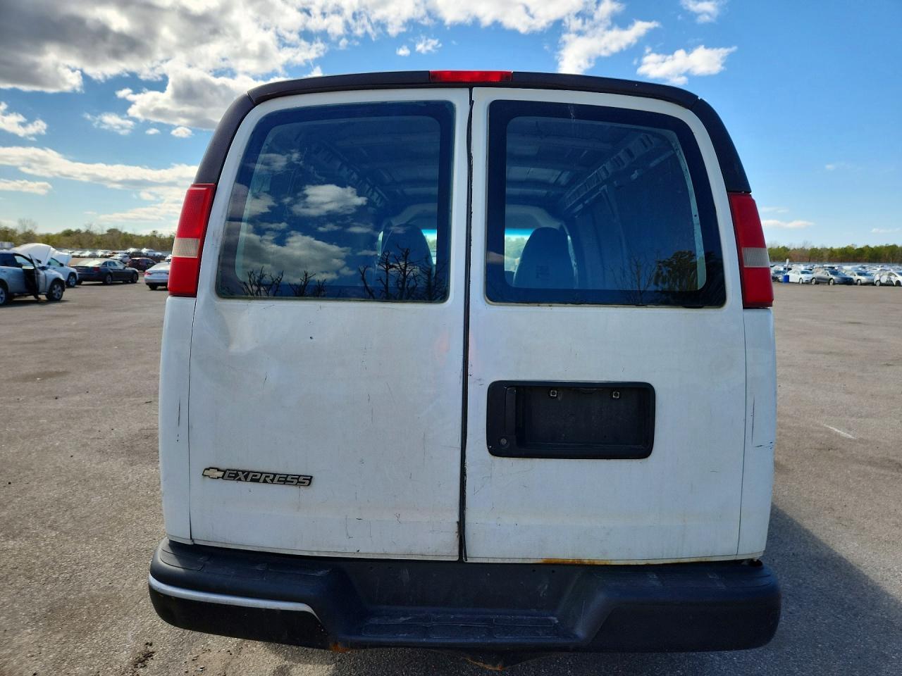 2013 Chevrolet Express 1500 Cargo Delivery Van