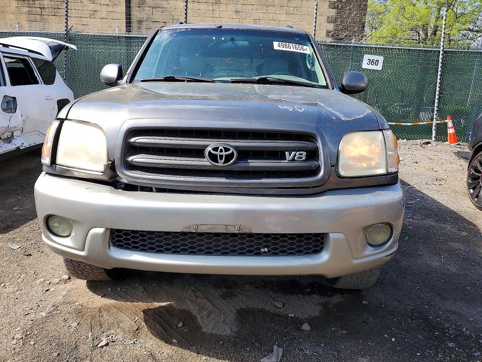 2003 Toyota Sequoia SR5