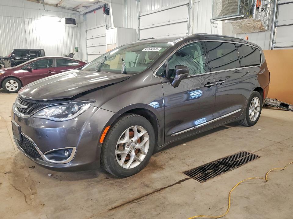 2019 Chrysler Pacifica Touring l Plus