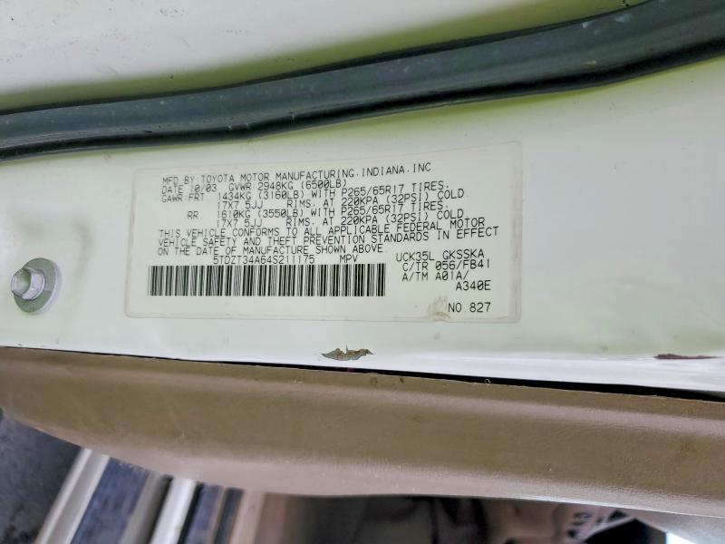 2004 Toyota Sequoia SR5