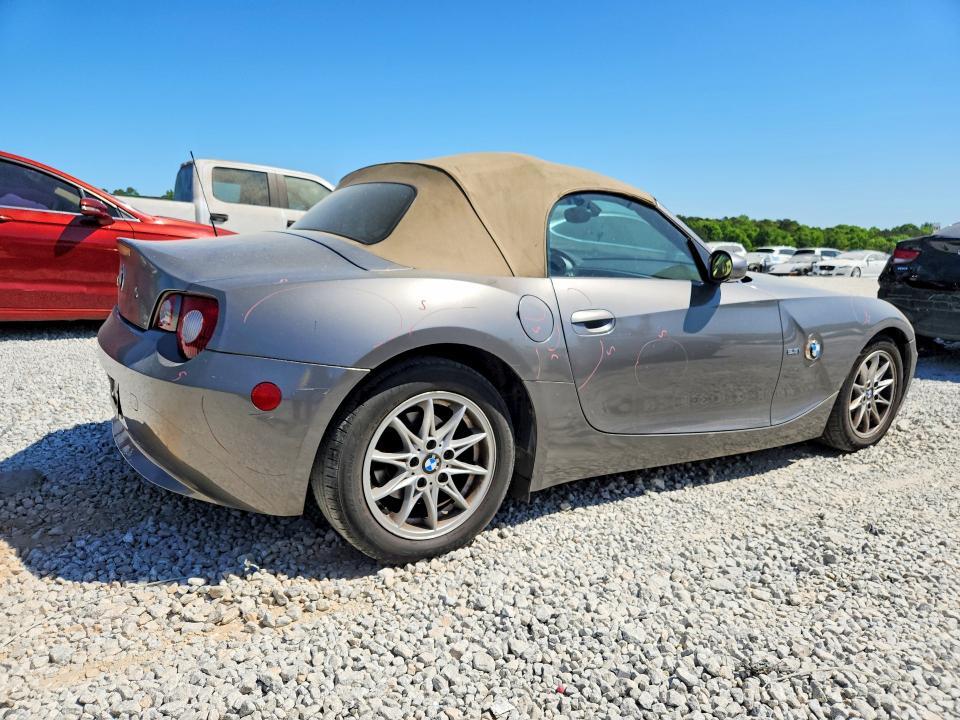 2005 BMW Z4 2.5