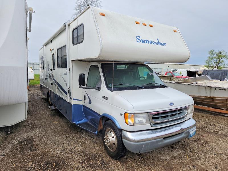 2001 Ford Econoline E450 Super Duty Cutaway Van