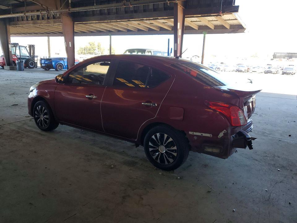 2018 Nissan Versa sv