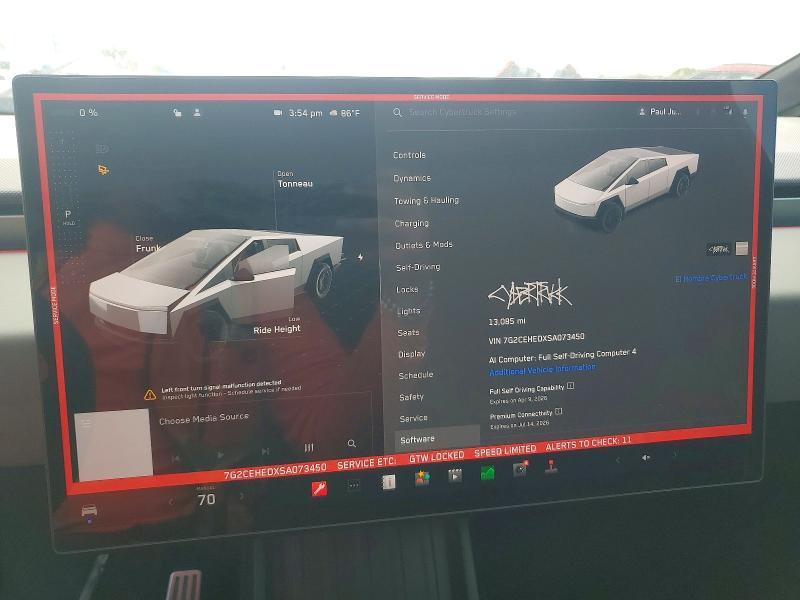 2025 Tesla Cybertruck
