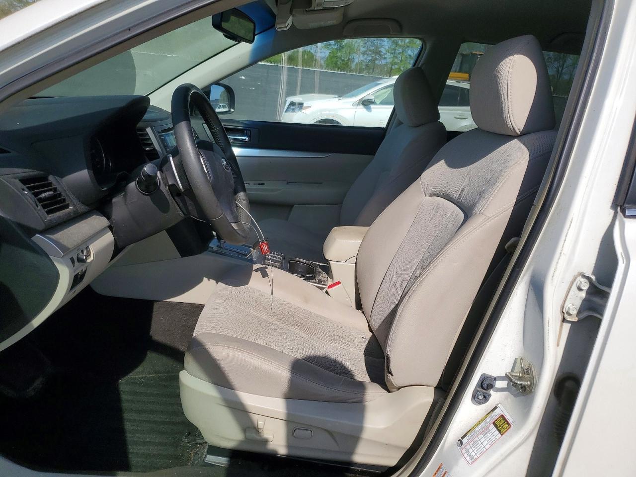 2013 Subaru Outback 2.5i Premium