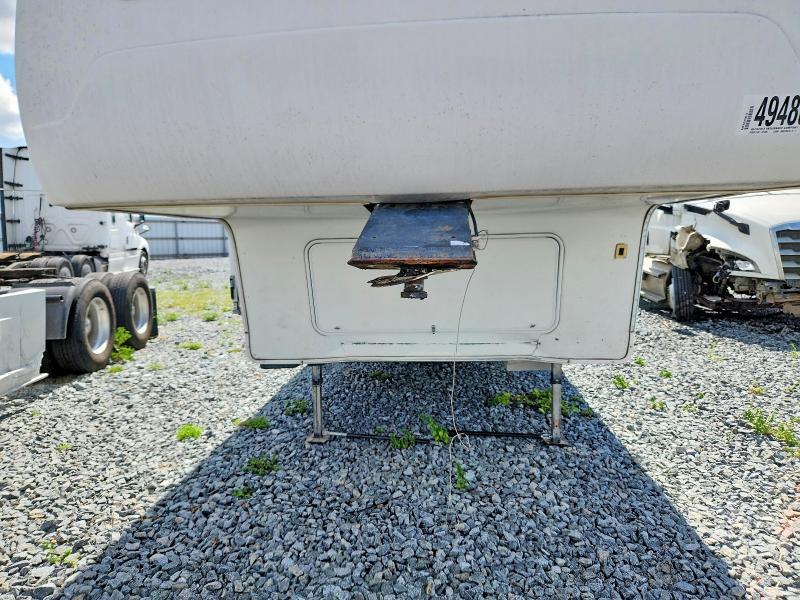 2005 Keystone Laredo Camper