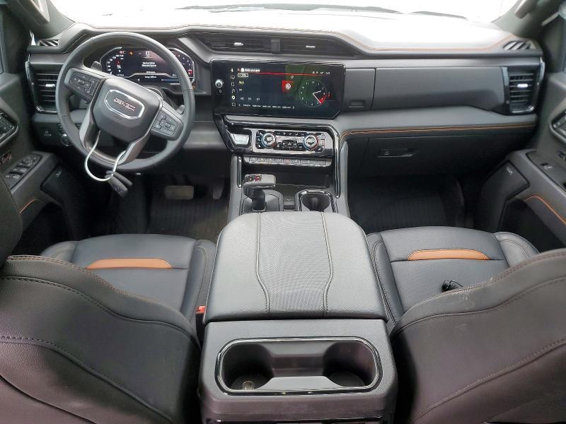 2025 GMC Sierra K1500 AT4