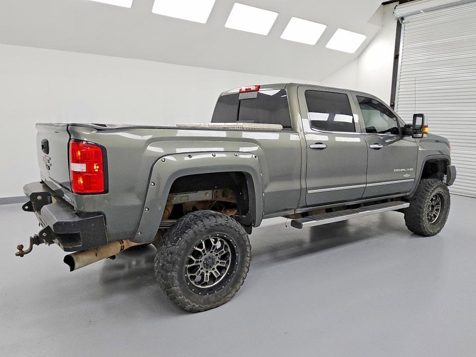 2018 GMC Sierra K2500 Denali