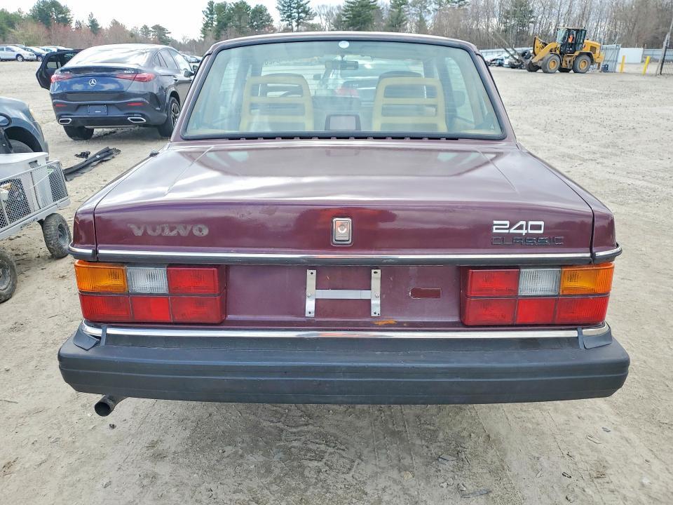 1993 Volv 240