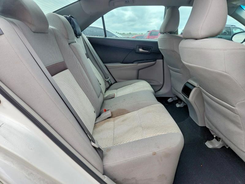 2014 Toyota Camry le