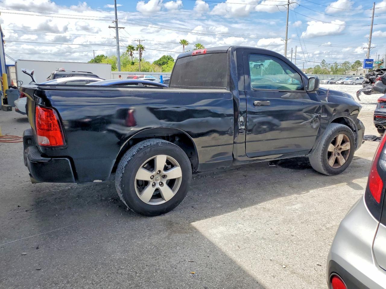2012 Dodge RAM 1500 ST