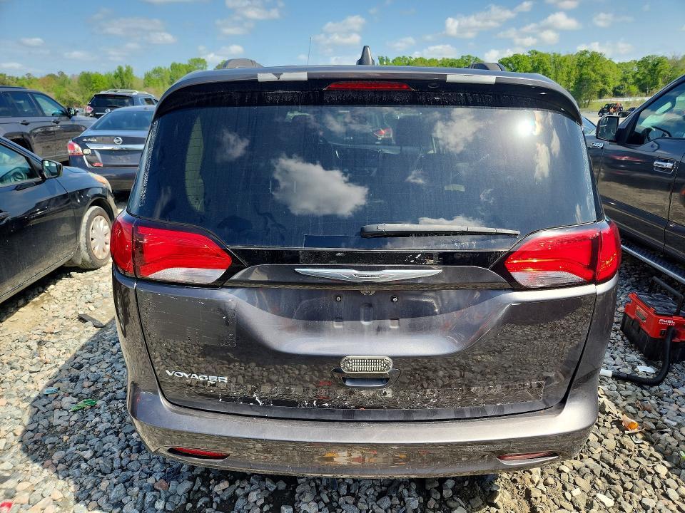 2021 Chrysler Voyager lxi