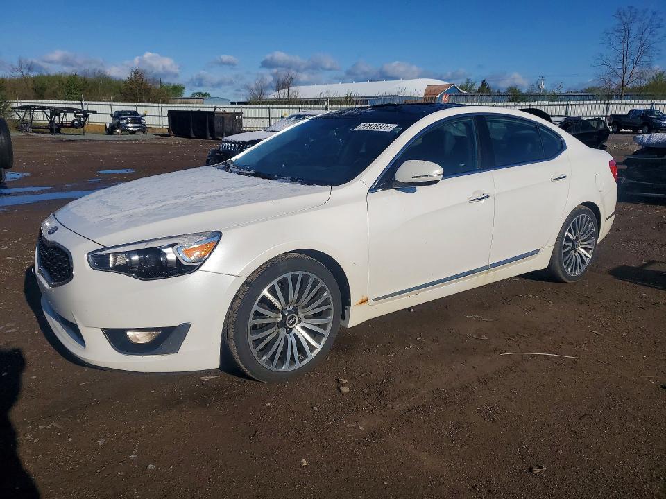 2014 KIA Cadenza Premium