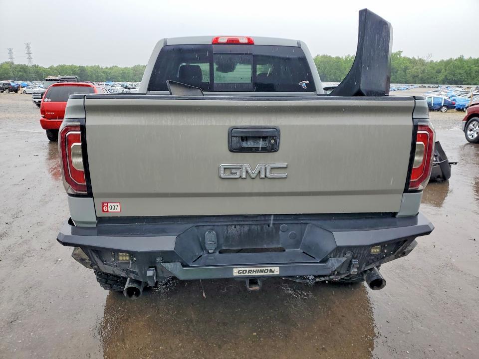 2018 GMC Sierra K1500 SLT