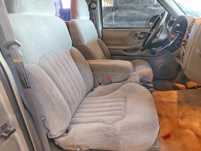 2001 Chevrolet S Truck S10