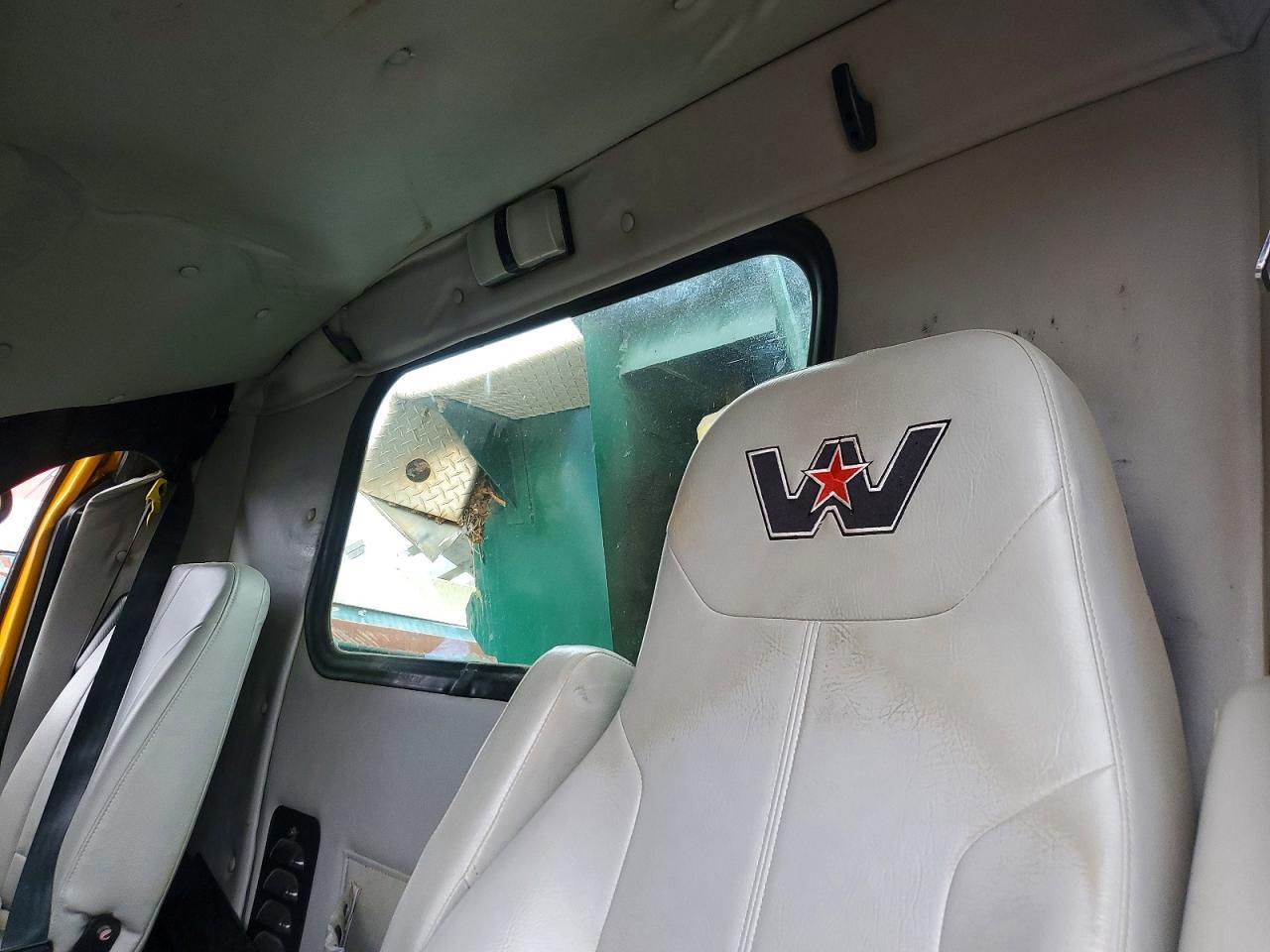 2023 Western Star 2023 Western Star 4700 Dump Truck