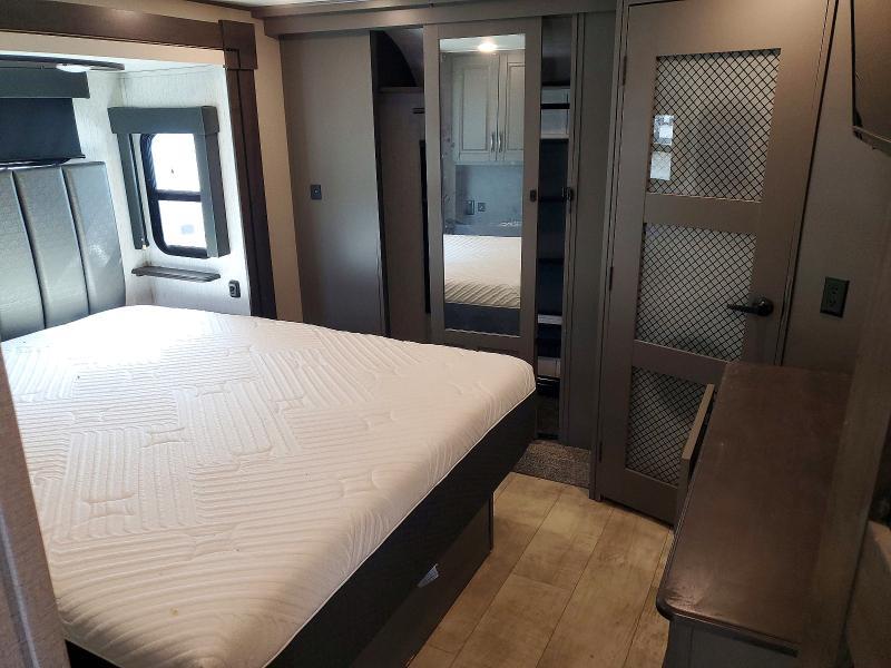 2021 Grand Design Momentum Camper