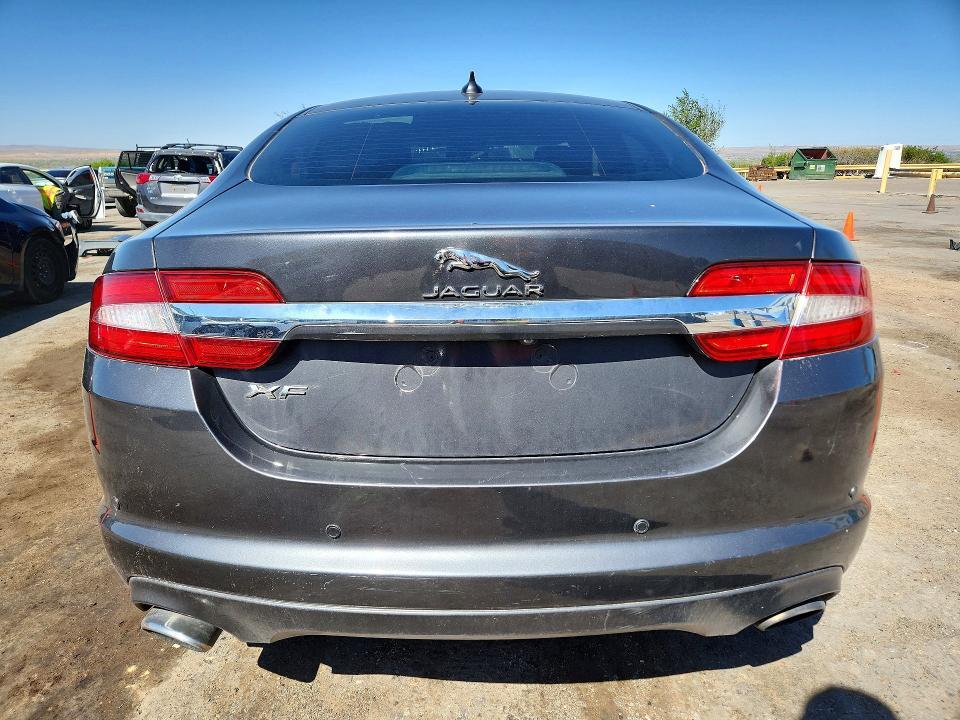 2015 Jaguar Xf 2.0t Premium
