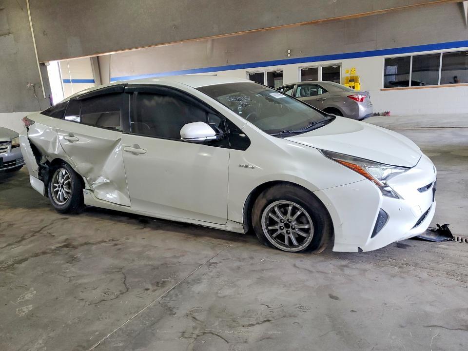 2017 Toyota Prius Three