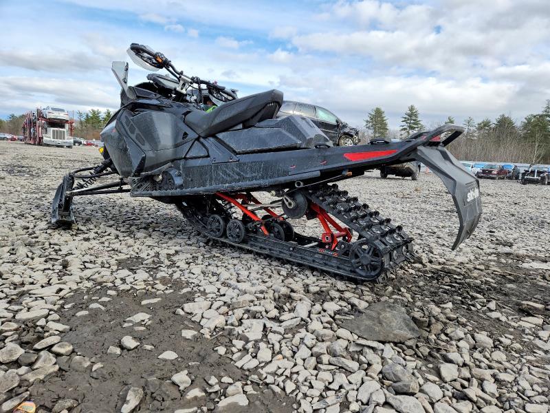 2022 Skidoo Snowmobile