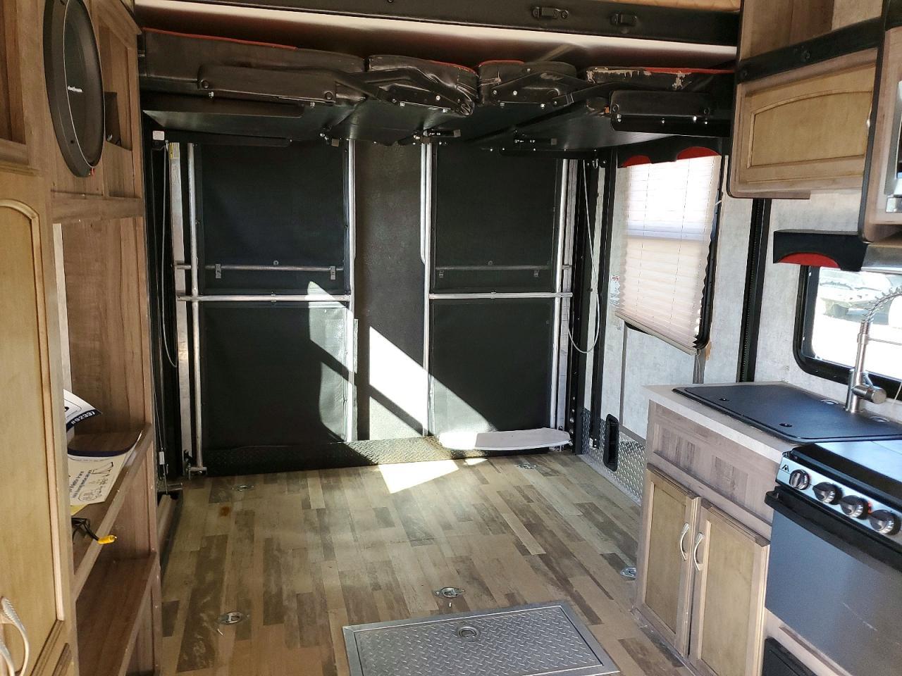 2016 Winnebago Spyder Camper