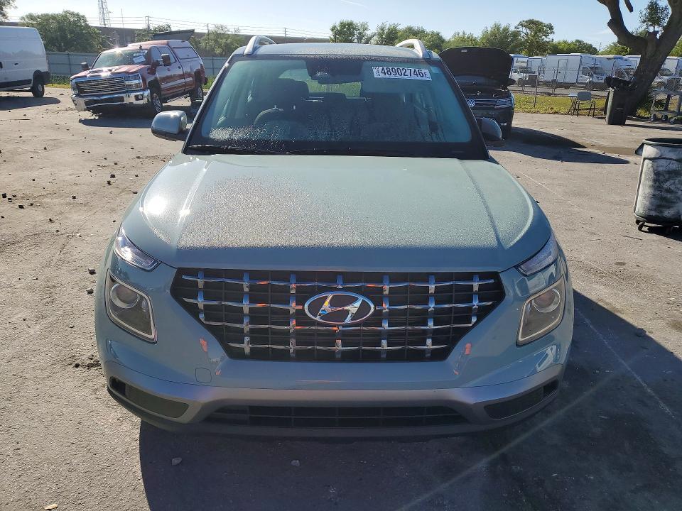 2025 Hyundai Venue sel