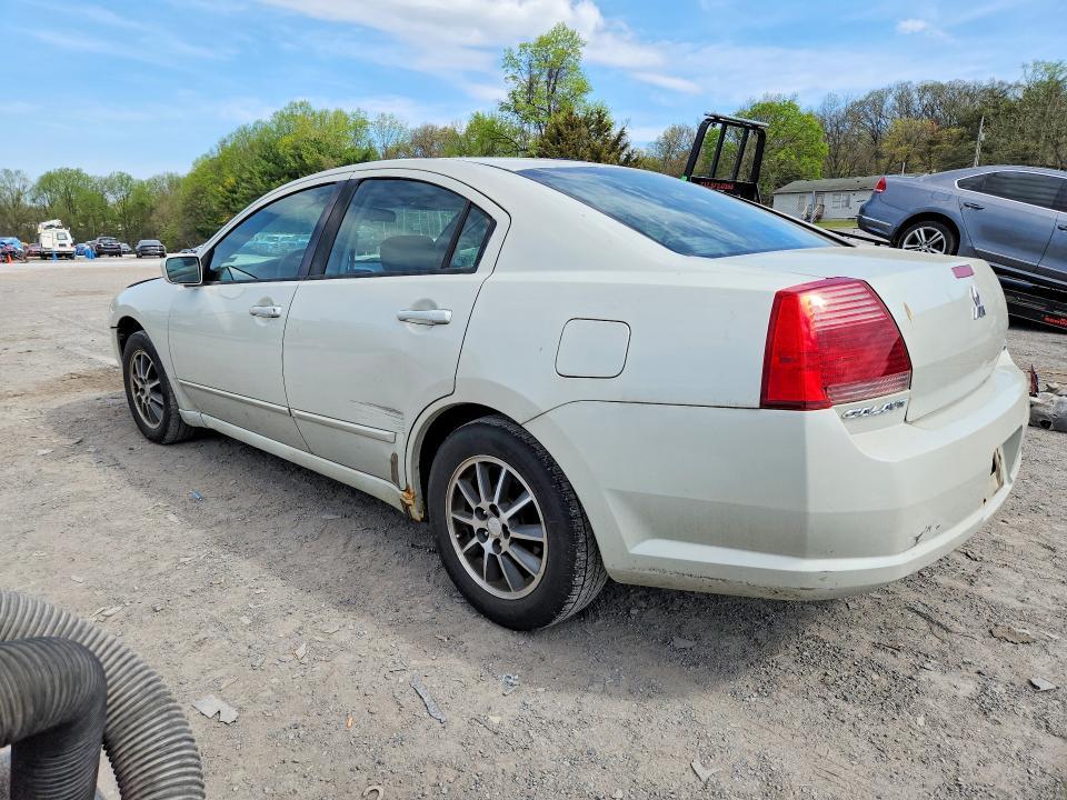 2005 Mitsubishi Galant es Medium