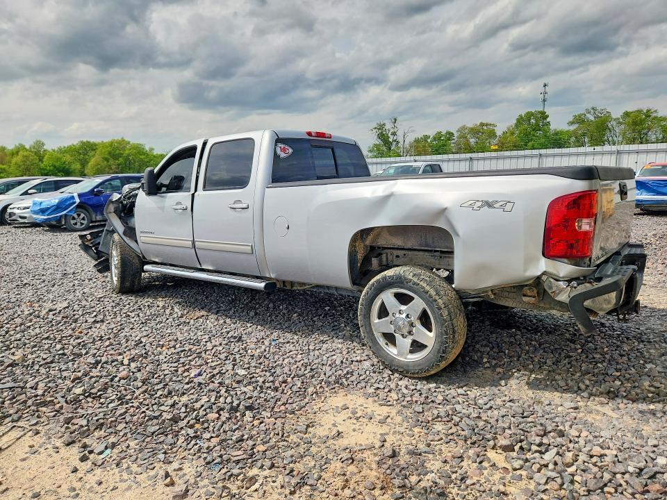 2014 Chevrolet Silverado K3500 lt
