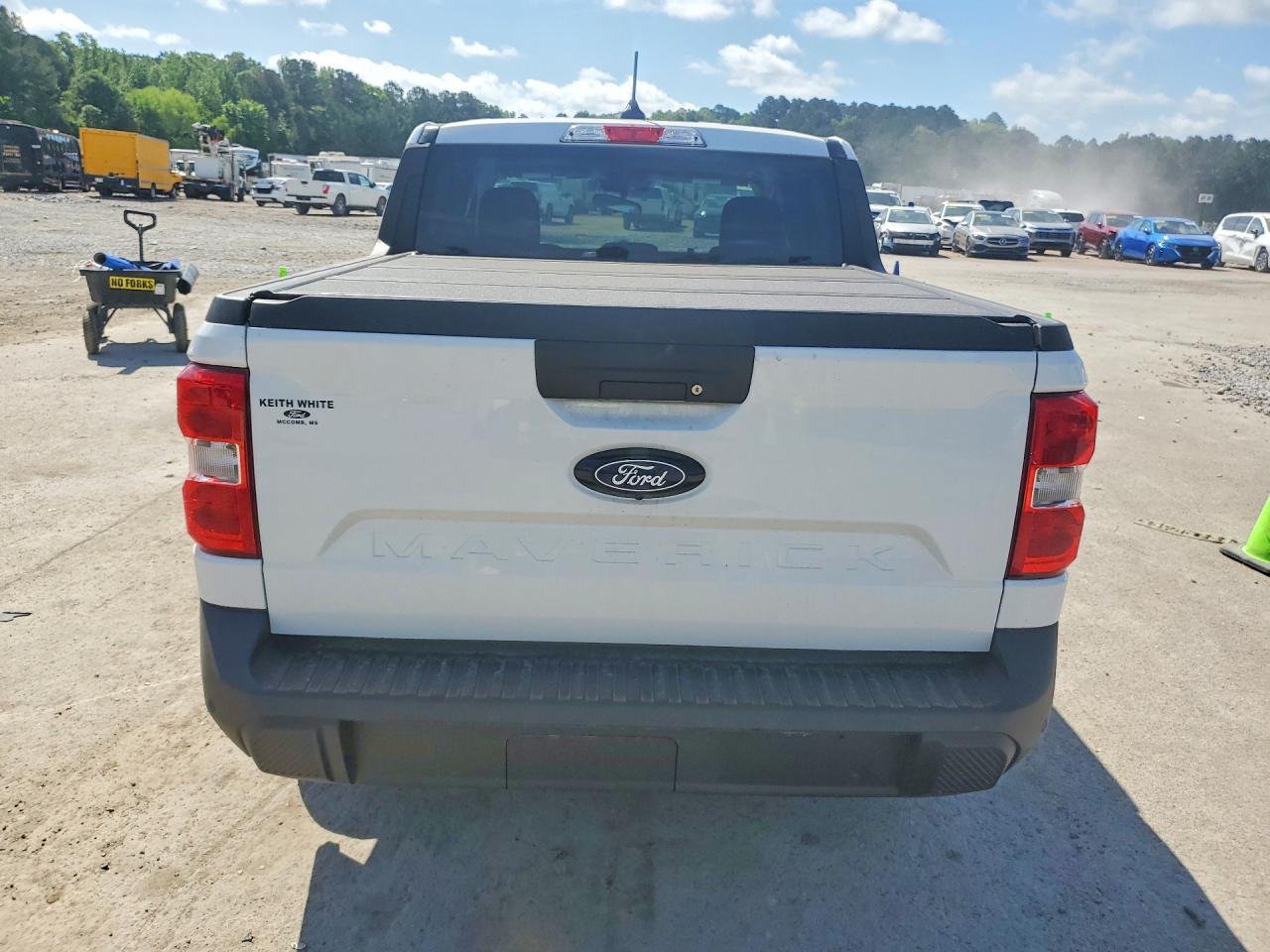 2026 Ford Maverick XL