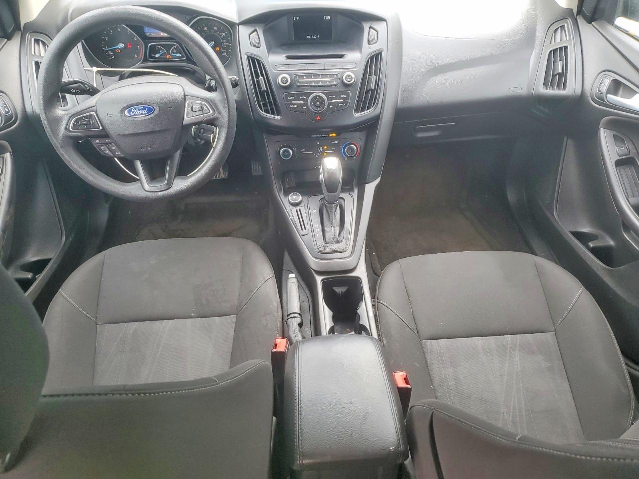 2015 Ford Focus se
