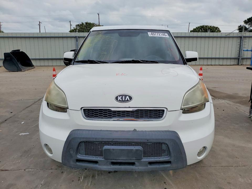 2010 KIA Soul +