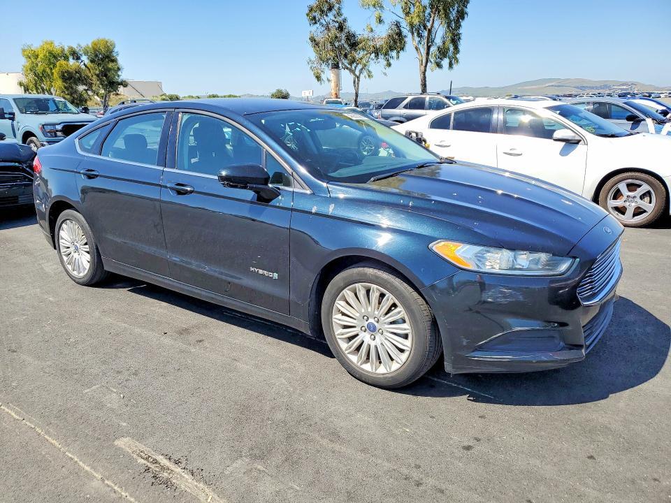 2014 Ford Fusion se Hybrid