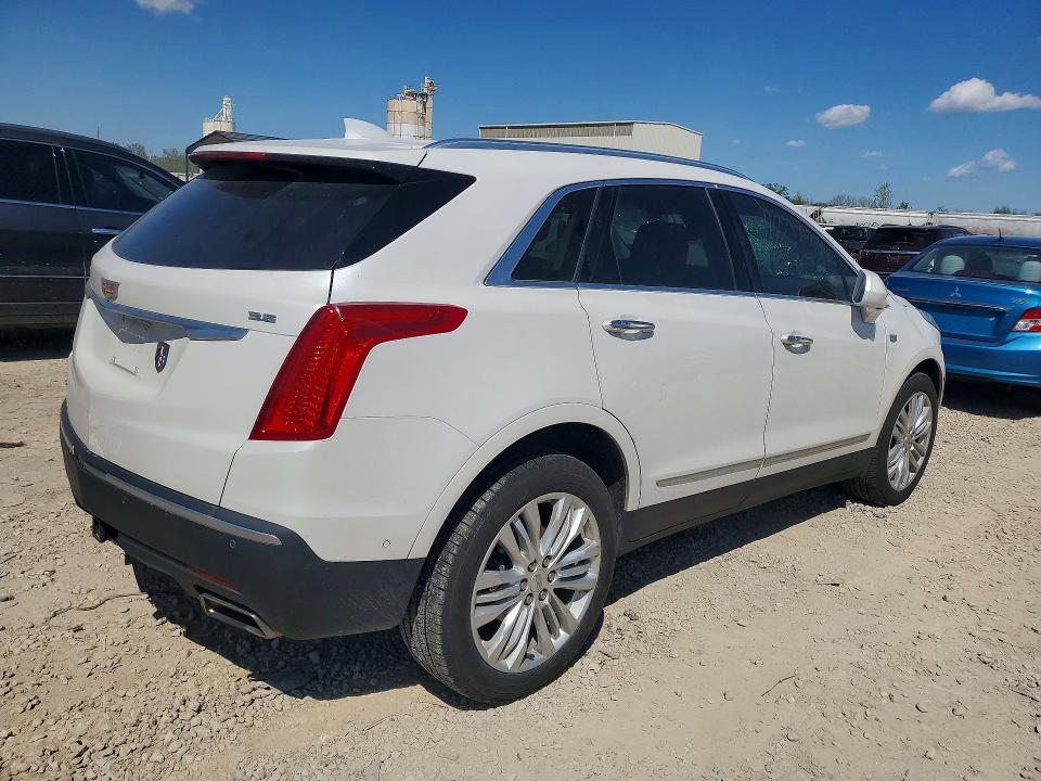 2018 Cadillac XT5 Premium Luxury