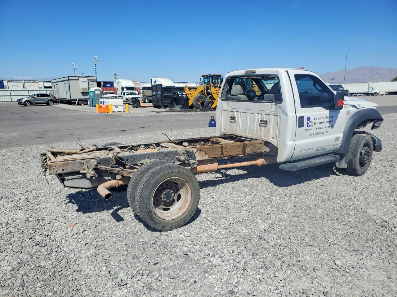 2014 Ford F550 Super Duty Truck Cab AND Chassis