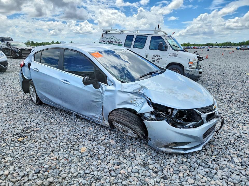 2018 Chevrolet Cruze lt