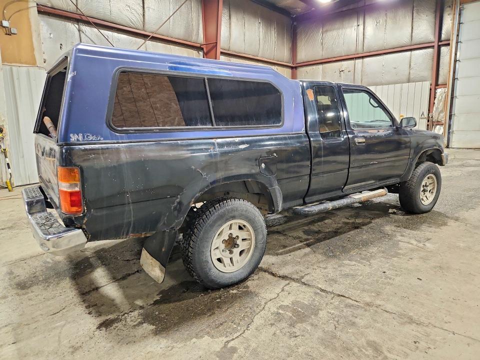 1993 Toyota XTRA/DX/SR