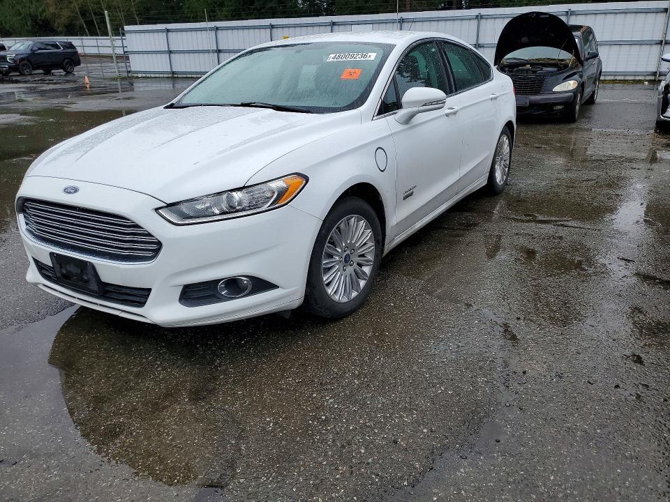 2015 Ford Fusion se Phev