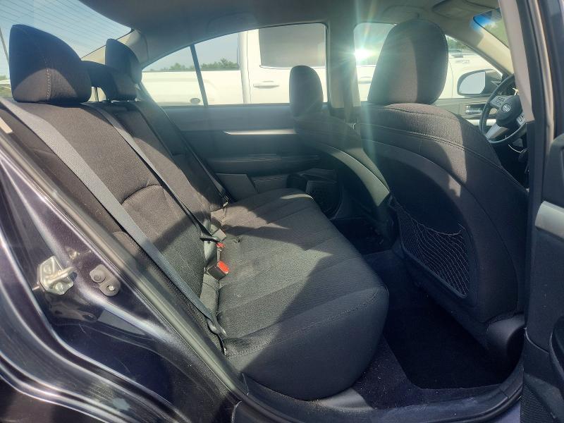 2010 Subaru Legacy 2.5i Premium