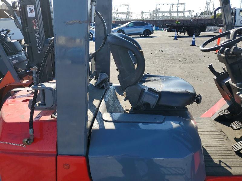 2006 Toyota 7FGU25 Forklift