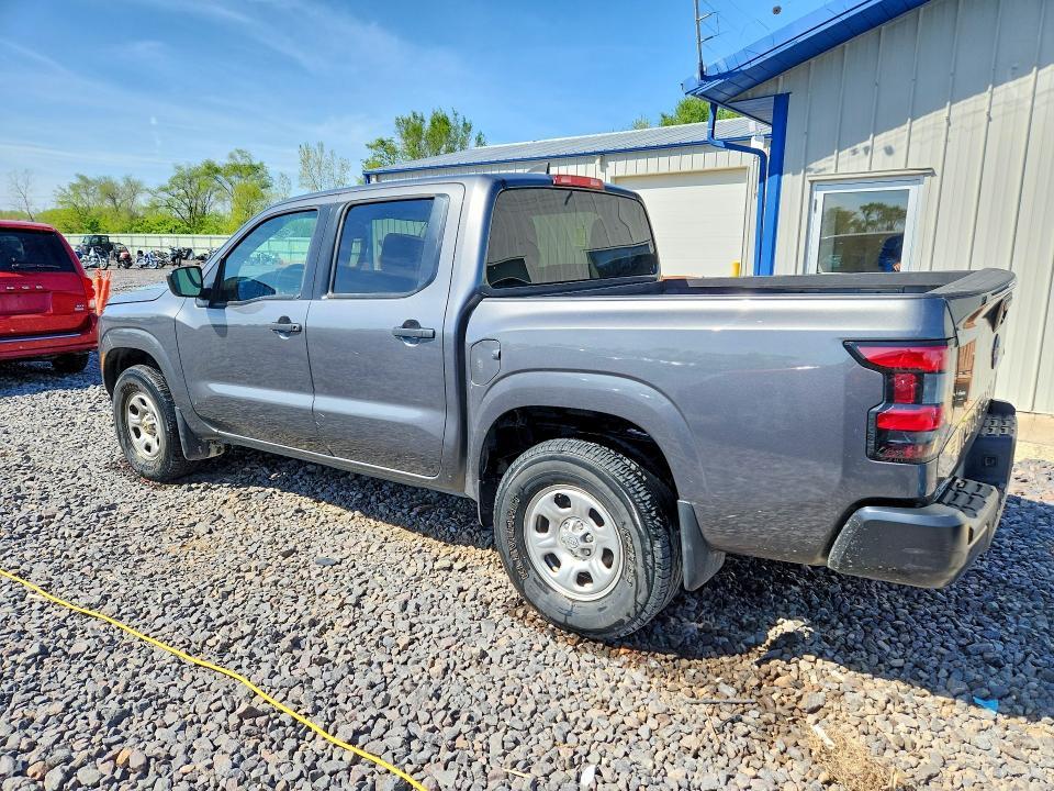 2022 Nissan Frontier s