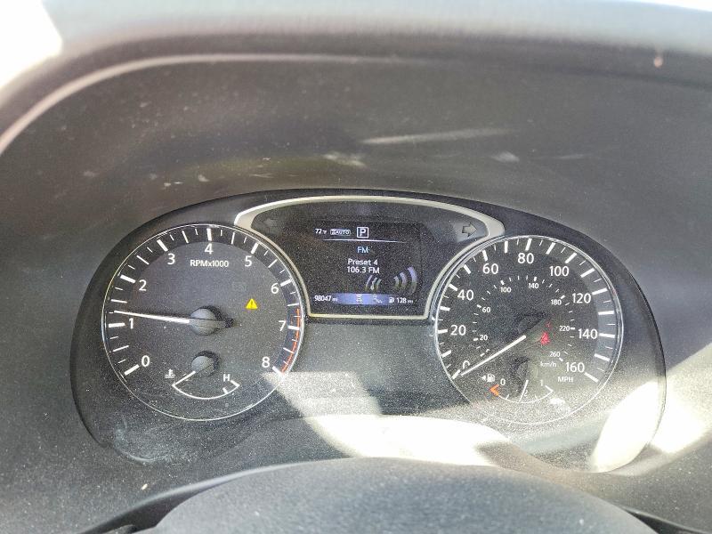 2019 Nissan Pathfinder sv