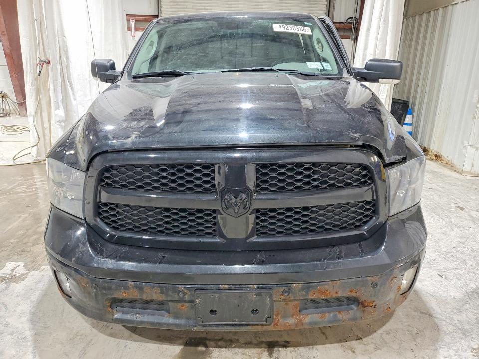 2018 Dodge RAM 1500 SLT