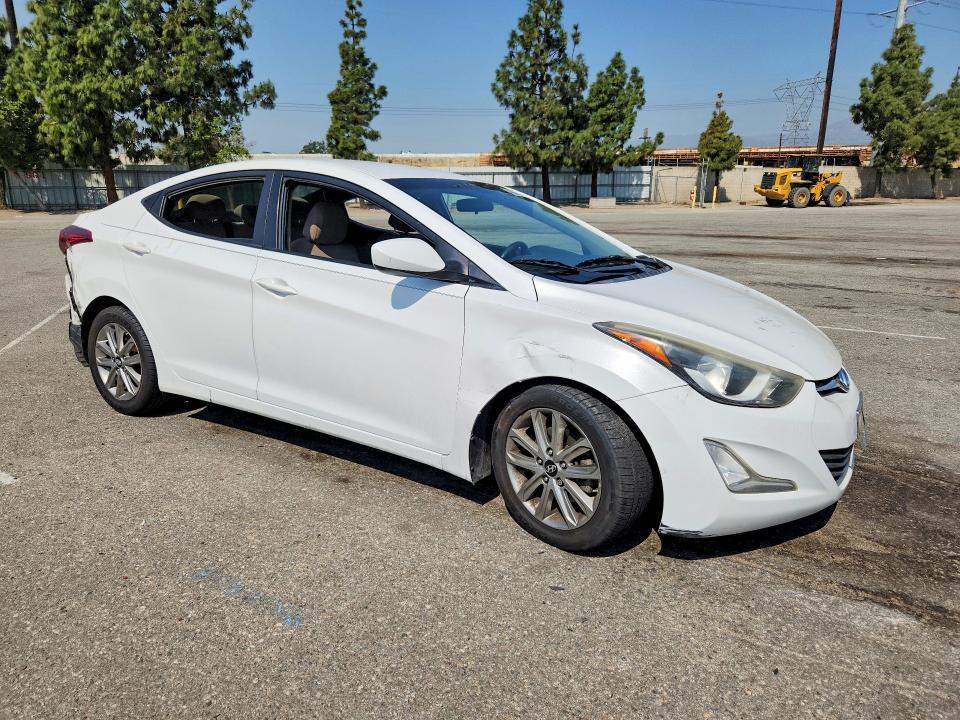 2014 Hyundai Elantra se