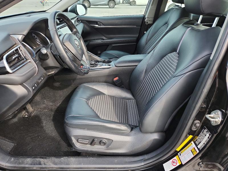 2018 Toyota Camry Hybrid se