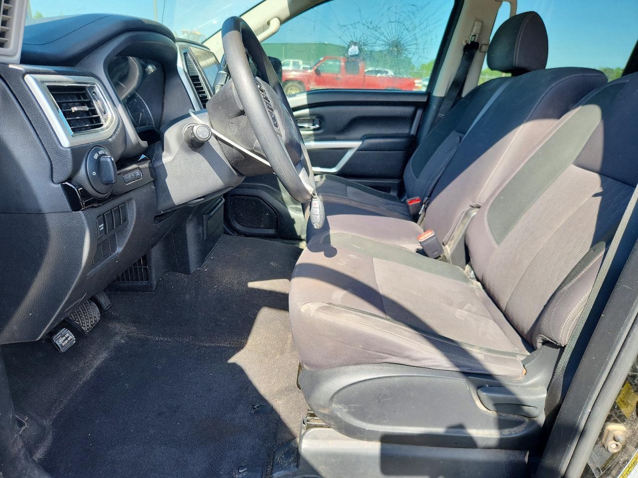 2021 Nissan Titan S