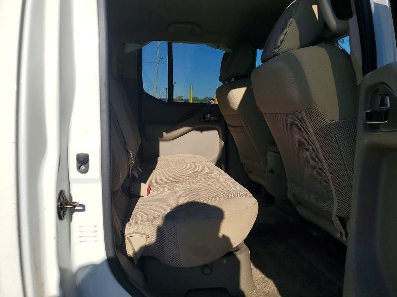 2015 Nissan Frontier S